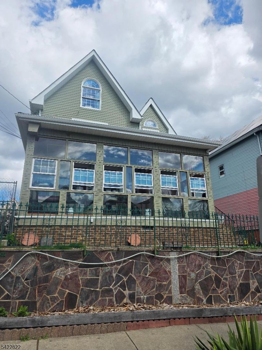 238 Sherman Street Passaic NJ 07055