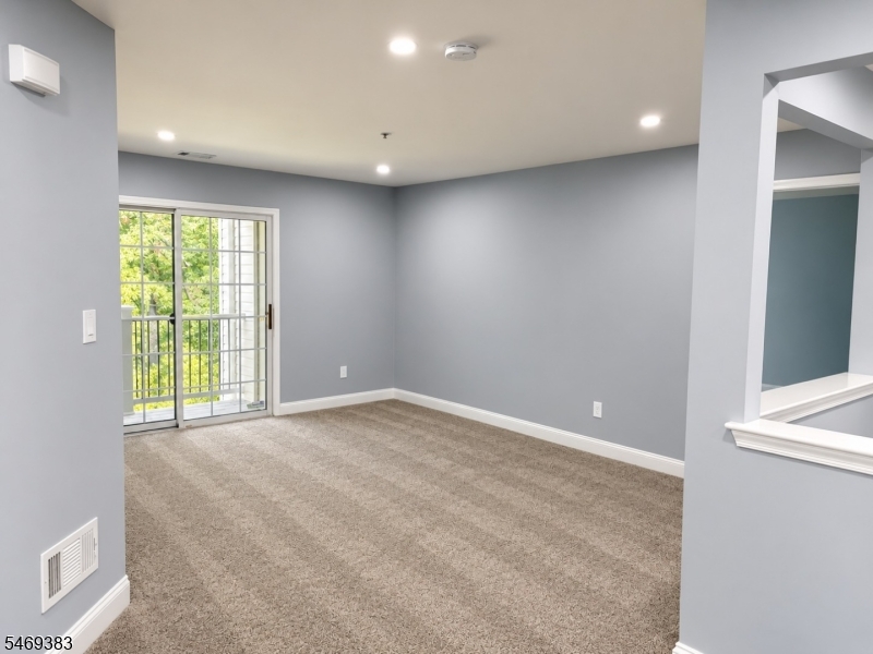 1124 Waterford Drive Edison NJ 08817