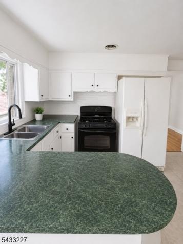292 Florida Avenue Paterson NJ 07503