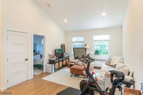378 Claremont Avenue Montclair NJ 07042