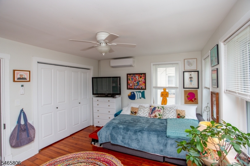 47 Elm Street Lambertville NJ 08530