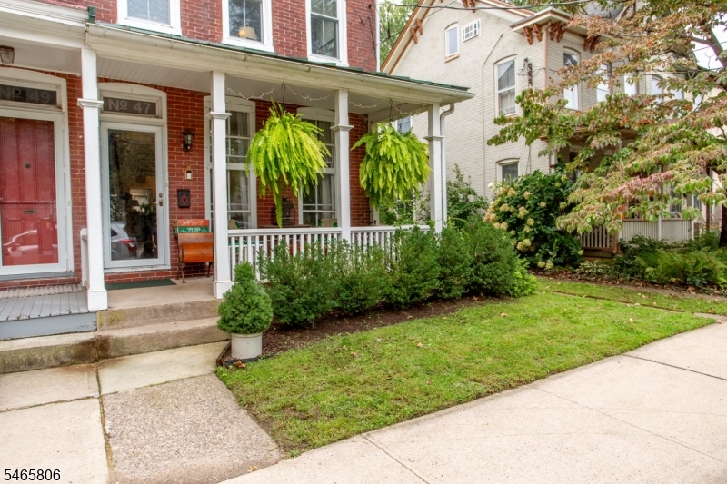 47 Elm Street Lambertville NJ 08530