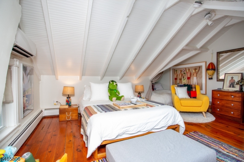 47 Elm Street Lambertville NJ 08530