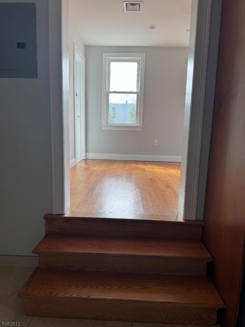 229 Thomas Avenue Lyndhurst NJ 07071