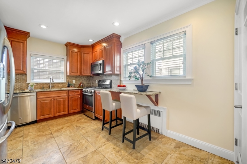 466 Beardsley Avenue Bloomfield NJ 07003