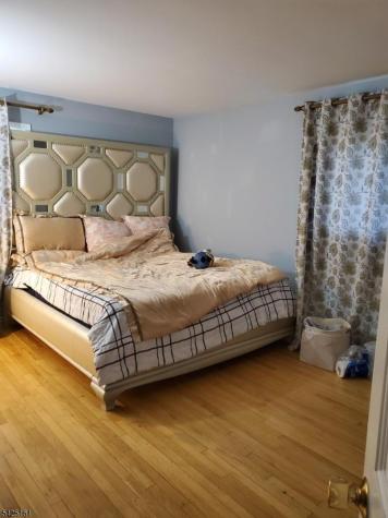 74 E Mcclellan Avenue Livingston NJ 07039