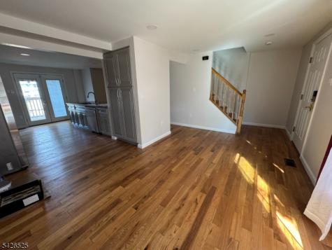 87 Fairview Avenue Somerville NJ 08876