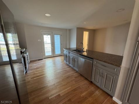 87 Fairview Avenue Somerville NJ 08876