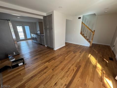 87 Fairview Avenue Somerville NJ 08876