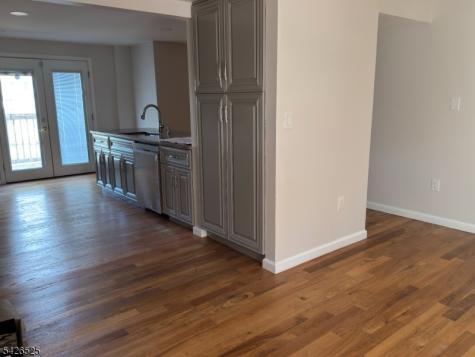 87 Fairview Avenue Somerville NJ 08876