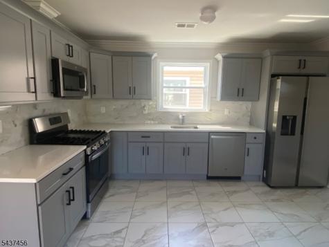 710 Court Street Elizabeth NJ 07201