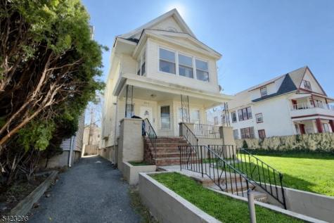 126 N 14th Street East Orange NJ 07017