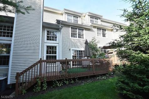 12 Mcmanus Court West Orange NJ 07052