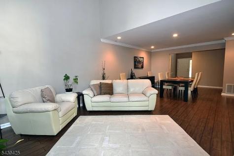 12 Mcmanus Court West Orange NJ 07052