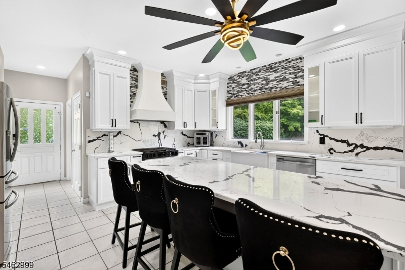 15 Scenic Drive Ewing NJ 08628