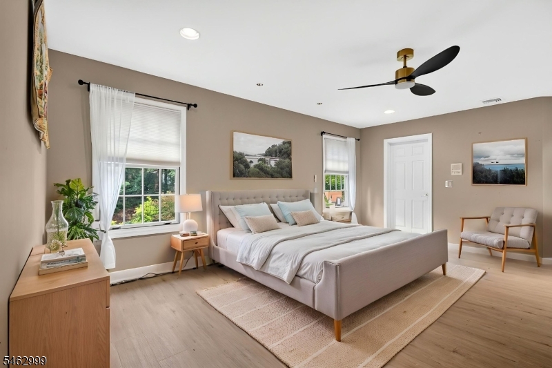 15 Scenic Drive Ewing NJ 08628