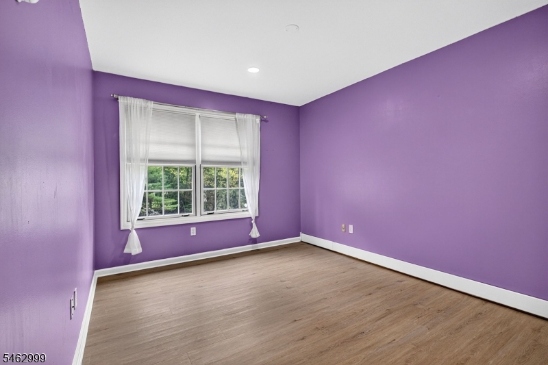 15 Scenic Drive Ewing NJ 08628