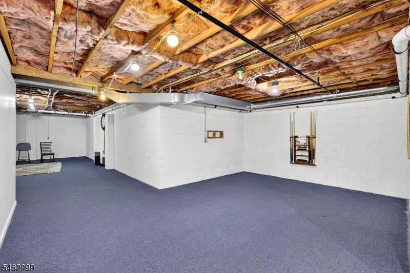 15 Scenic Drive Ewing NJ 08628