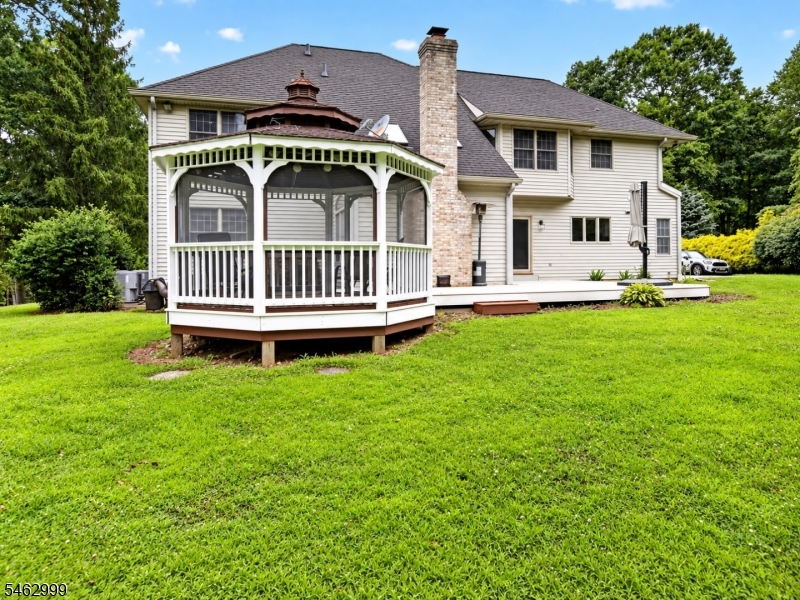 15 Scenic Drive Ewing NJ 08628