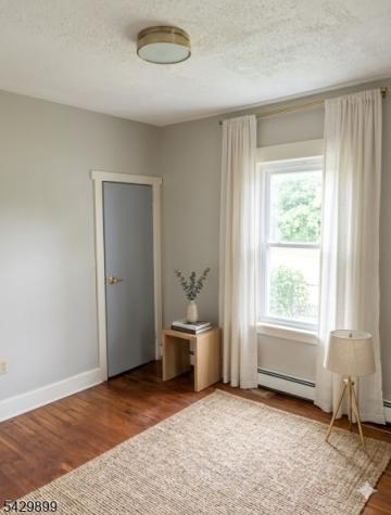 15 9TH Avenue East Orange NJ 07018