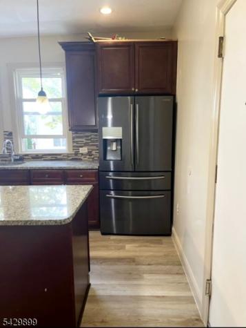 15 9TH Avenue East Orange NJ 07018