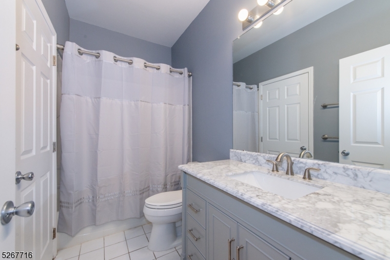 124 Stratford Drive Nutley NJ 07110