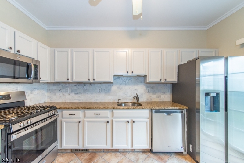 124 Stratford Drive Nutley NJ 07110