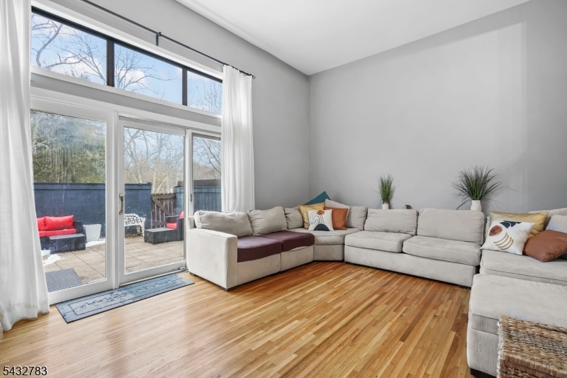 424 Tall Oak Lane Hillsborough NJ 08844