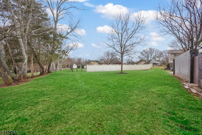 424 Tall Oak Lane Hillsborough NJ 08844