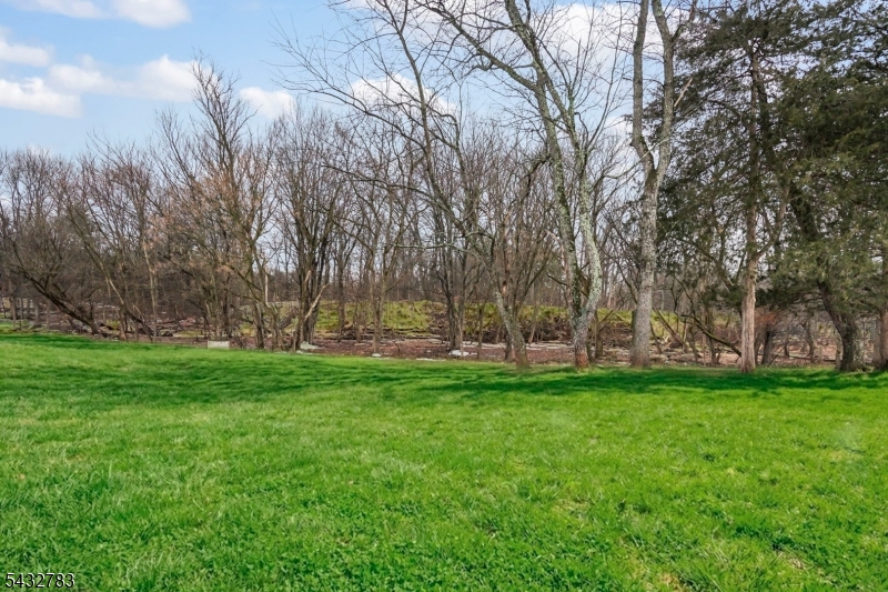 424 Tall Oak Lane Hillsborough NJ 08844