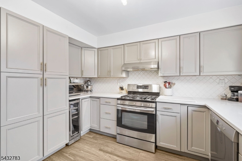 424 Tall Oak Lane Hillsborough NJ 08844