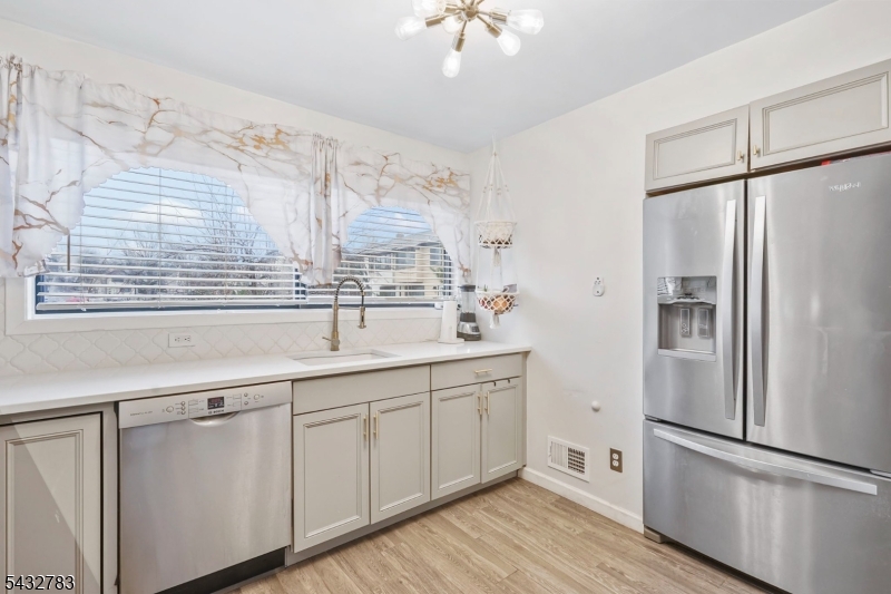 424 Tall Oak Lane Hillsborough NJ 08844