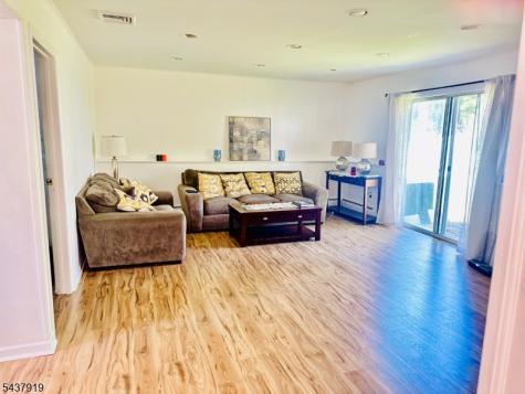 7 Doremus Drive Parsippany-troy Hills NJ 07054