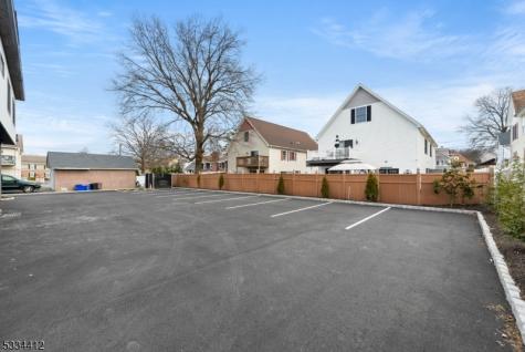 178 Newark Pompton Turnpike Little Falls NJ 07424