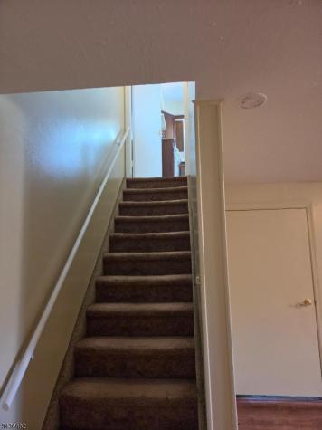 8 Chester Court Edison NJ 08817