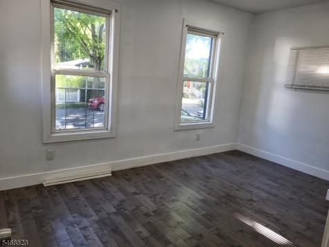 21 Oak Street East Orange NJ 07018