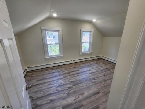 7 Lindsley Road Little Falls NJ 07424