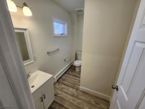 7 Lindsley Road Little Falls NJ 07424