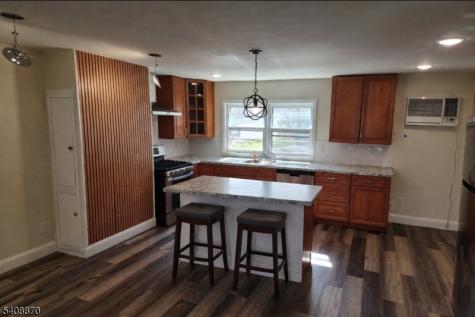 7 Lindsley Road Little Falls NJ 07424
