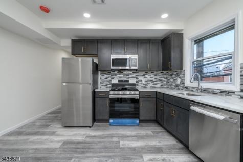 287 Orange St Apt 2 Newark NJ 07103