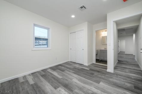 287 Orange St Apt 2 Newark NJ 07103