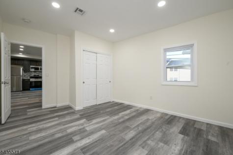 287 Orange St Apt 2 Newark NJ 07103