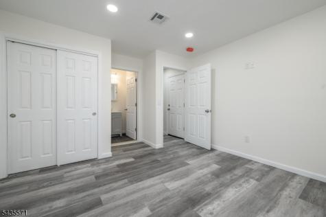 287 Orange St Apt 2 Newark NJ 07103