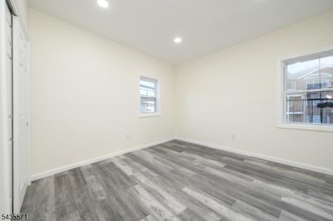 287 Orange St Apt 2 Newark NJ 07103
