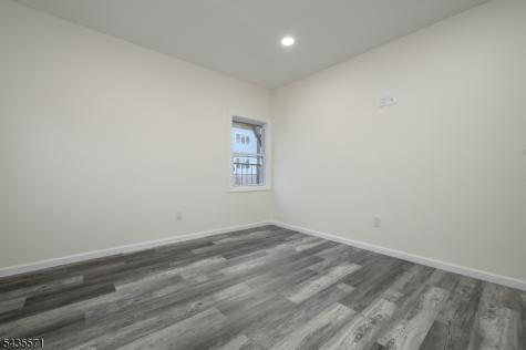 287 Orange St Apt 2 Newark NJ 07103