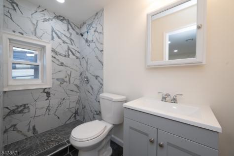 287 Orange St Apt 2 Newark NJ 07103