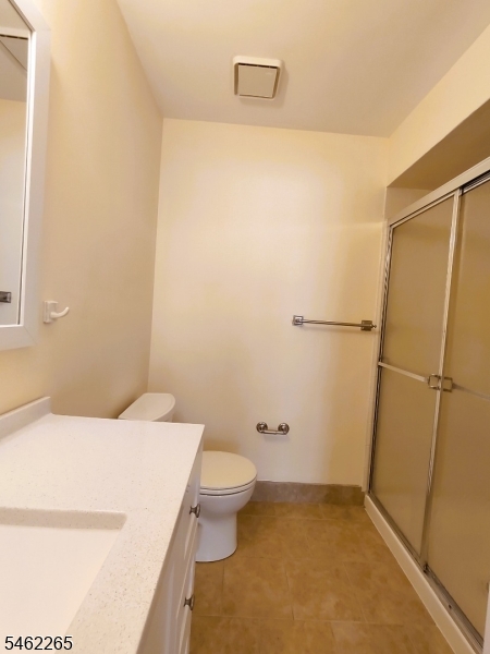 1807 Green Hollow Drive Woodbridge NJ 08830