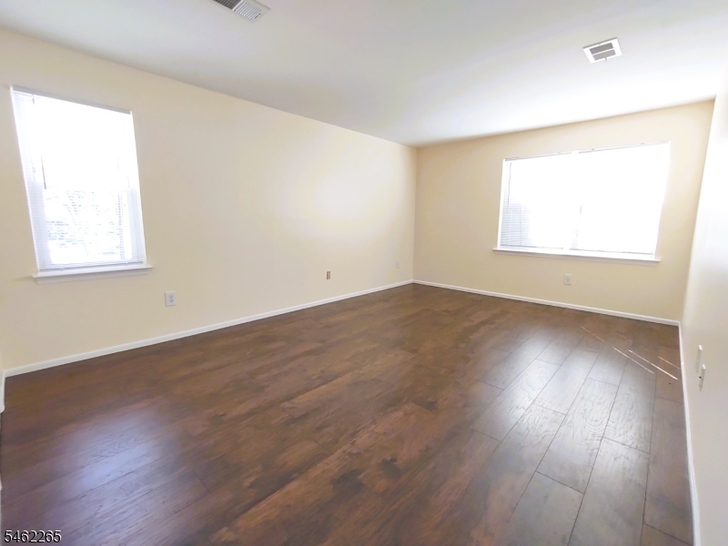 1807 Green Hollow Drive Woodbridge NJ 08830