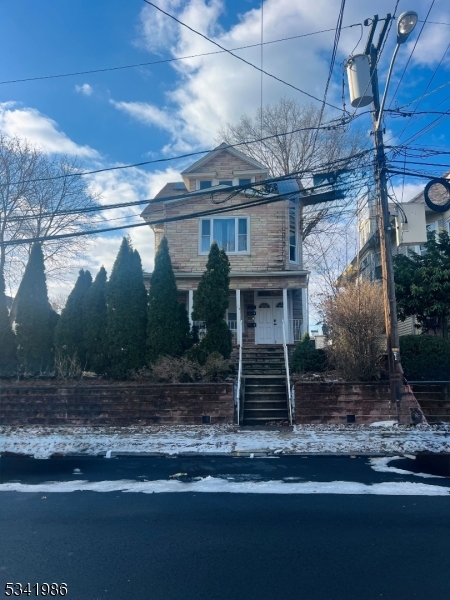 10 Noll Place Newark NJ 07106