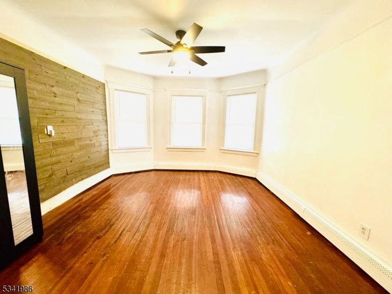 10 Noll Place Newark NJ 07106